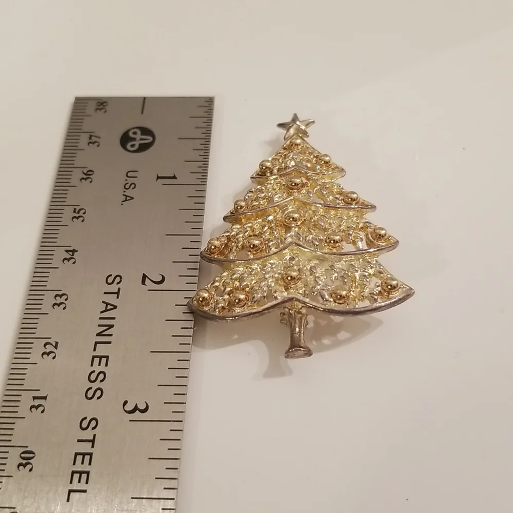 Christmas Tree Goldtone Pin/Brooch